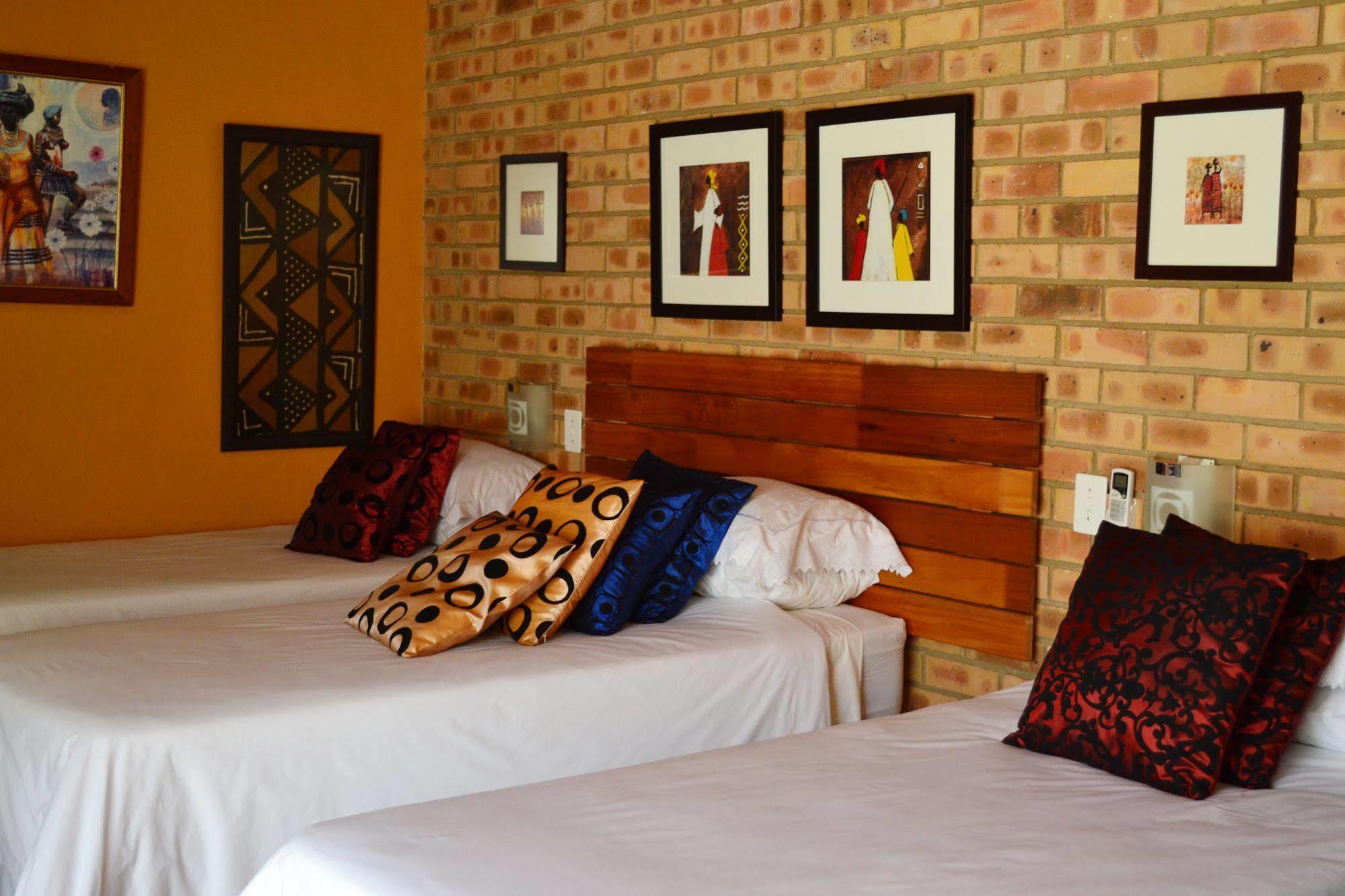 Boga Legaba Guest House & Conference Centre Mafikeng Luaran gambar